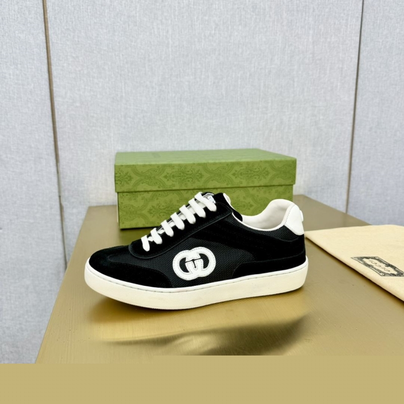 G*u*i casual shoes